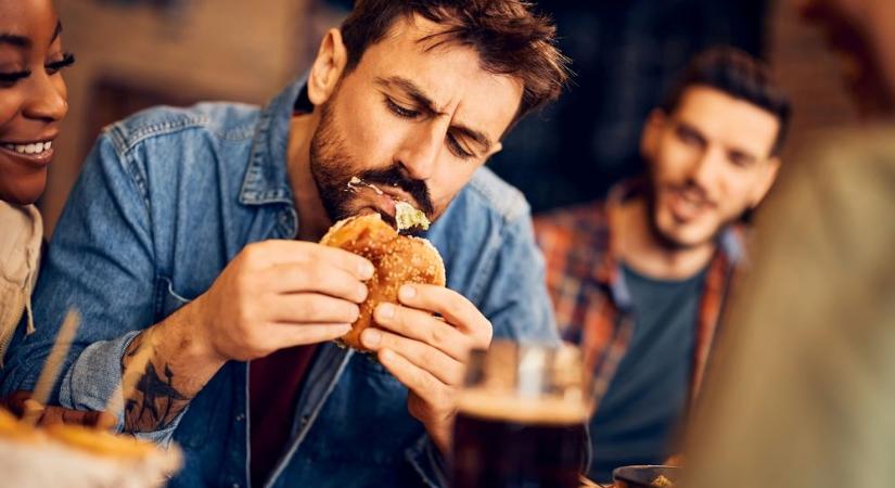 McDonald’s hamburgertől halt meg egy vendég – sok a beteg