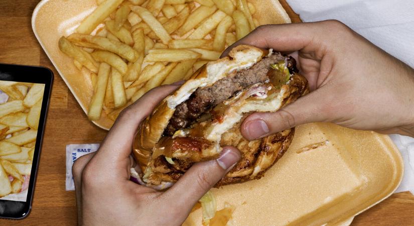 McDonald’s: egy ember meghalt, több tucatnyian megbetegedtek