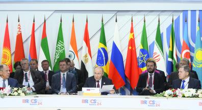 A BRICS-tagok egy része is helyteleníti, hogy Putyin és Hszi Nyugat-ellenes bunkósbotként lóbálják a szervezetet