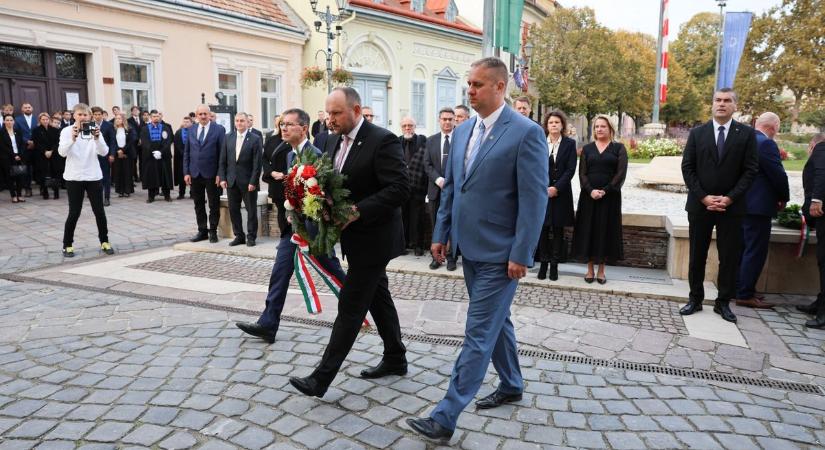 Az esztergomi gátőr és a Bogáncs vezetője kapta a Pro Urbe-díjakat