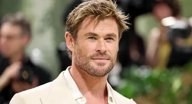 Chris Hemsworth lehet a főszereplő a Disney élőszereplős Szőke herceg-filmjében