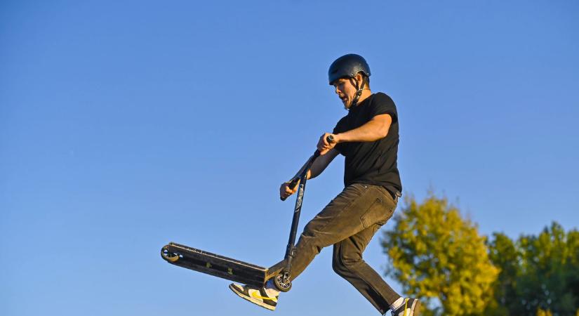 Ízletes palacsinta és bakelit lemezes Hip-Hop zene várta a freestyle rollerversenyzőket (galériával)