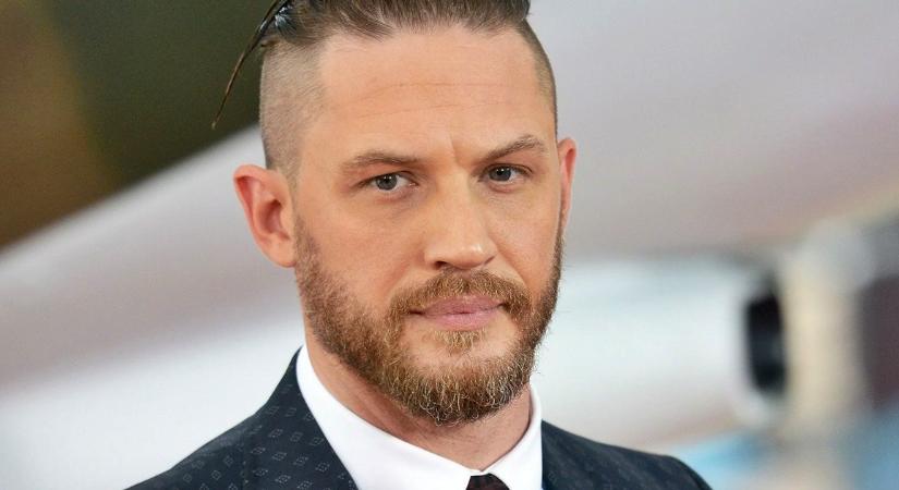 Tom Hardy felesége igazi bombázó – Már 15 éve bolondul gyönyörű feleségéért