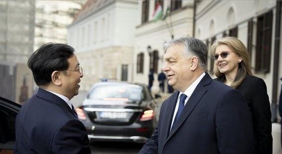 Orbán Viktornak is fontos lehet ennek a cégnek az indulása