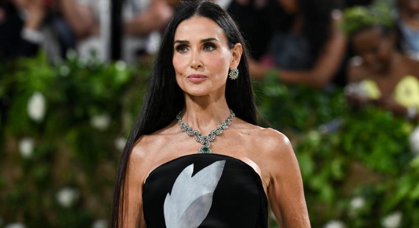 Lehet, hogy új filmjében szétrohad, de a valóság elkeserítőbb arról, Demi Moore hogyan viszonyult a testéhez