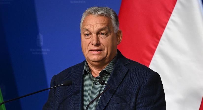 Orbán Viktor a rádióban: a király meztelen – most már nem a magyar az egyedüli kisgyerek, aki szól a tömegben