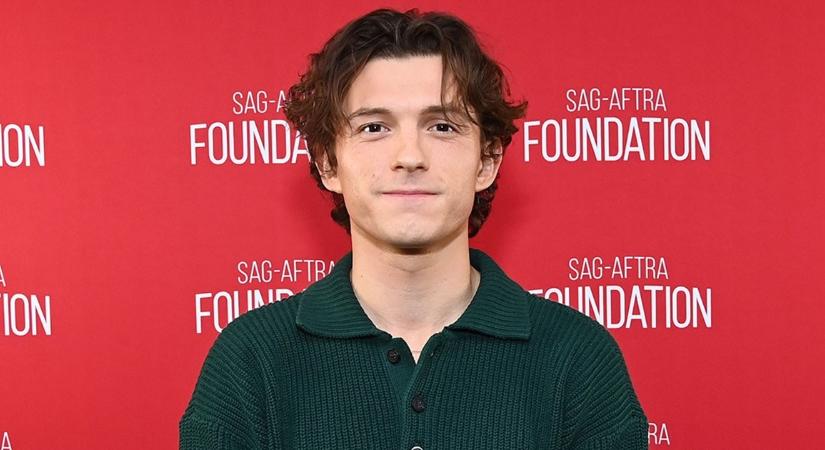 Tom Holland, a Pókember sztárja igazán találó módon ünnepelte meg, hogy már két éve józan