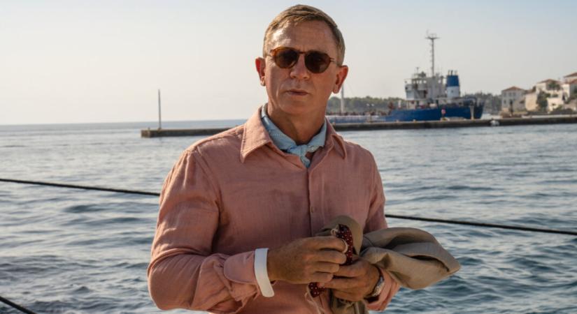 [RÖVIDEN] Megérkezett Daniel Craig romantikus drámája, a Queer plakátja, amit a Twitter szerint csak felnőttek láthatnak