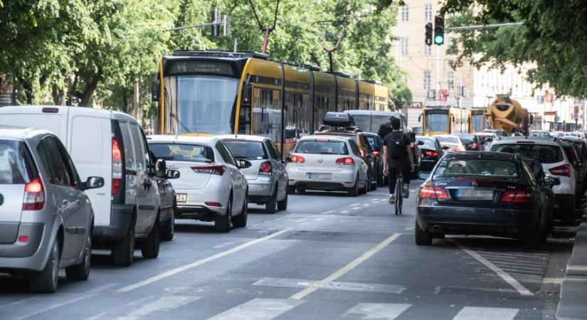 Bringasztrádát és zöldebb sétányt alakíthatnak ki a Nagykörúton, utcafórumokat szervez a BKK