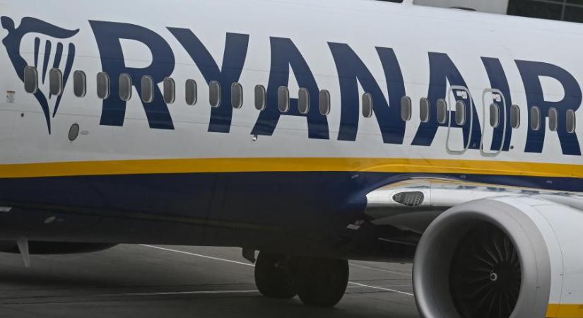 16 órája késik a Ryanair egyik járata, Szardínián rekedtek a Budapestre tartó utasok