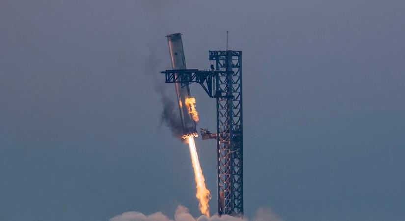 A SpaceX arra készül, hogy visszatéréskor megpróbálja elkapni a Starship űrhajót