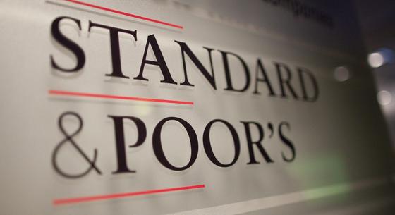 Nem változtatott az S&P a magyar hitelbesoroláson