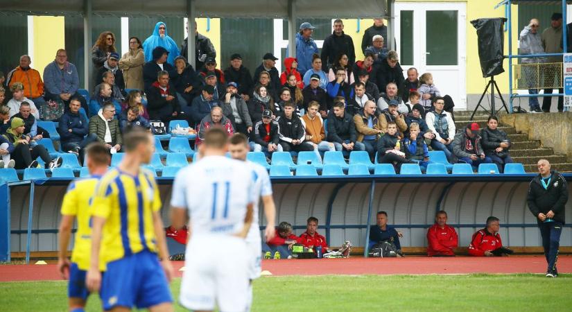 A listavezető jön Vásárhelyre, tanulna a pesti meccsekből az SZVSE