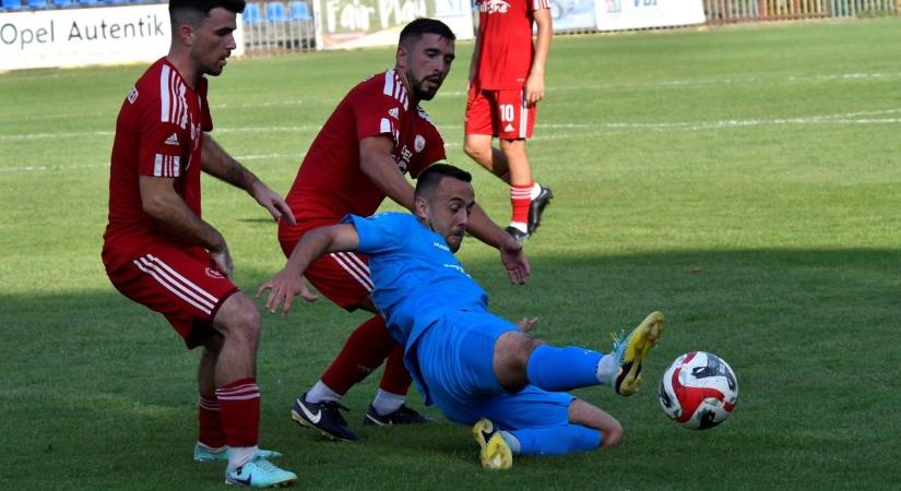 Erős ellenfelek várnak a vármegyei futballcsapatainkra