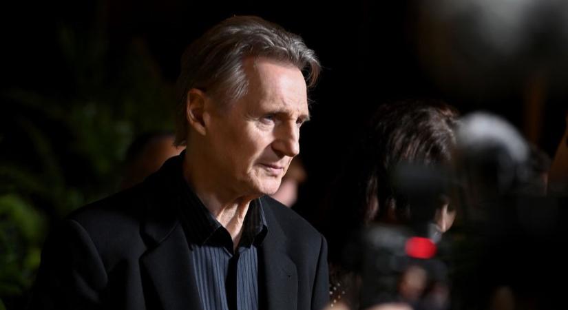 Liam Neeson Pamela Andersonról: “Őrülten szerelmes vagyok belé”