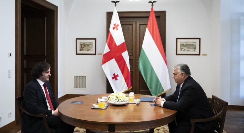 Orbán máris gratulált a grúziai választás oroszbarát győzelméhez, noha egymásnak ellentmondó exitpollok születtek