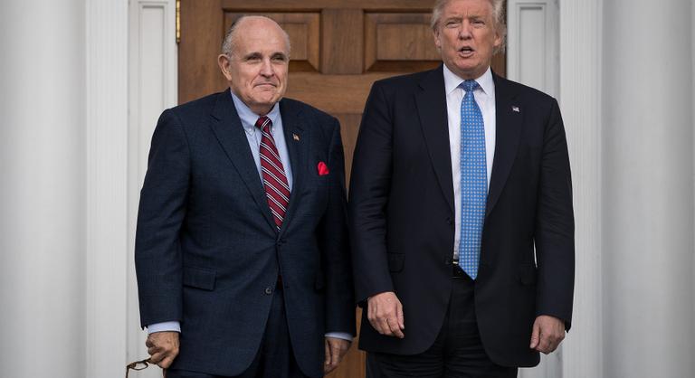 Rudy Giuliani egy hetet kapott arra, hogy lerója 148 millió dolláros kártérítési tartozását