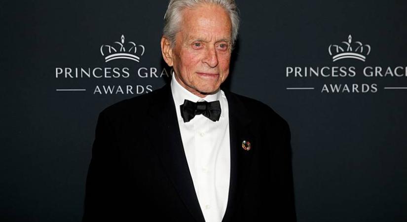 Michael Douglas jóképű fiaival gálázott: ritkán látni őket együtt a vörös szőnyegen