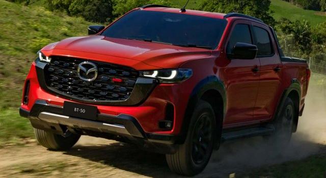 Él és virul a Mazda BT-50 platós, csak nem nálunk