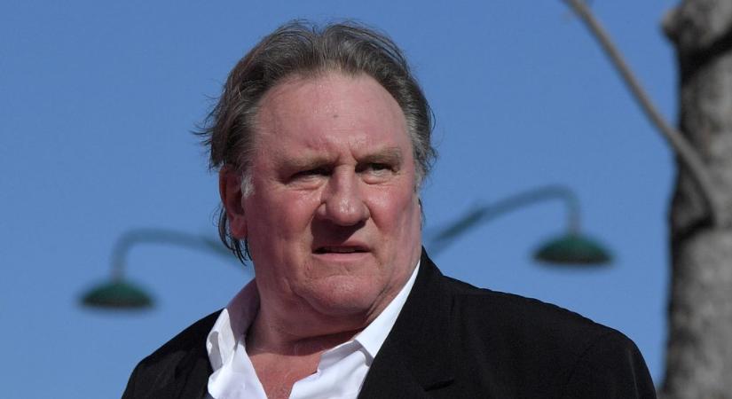 Gérard Depardieu egészsége miatt a zaklatási per elhalasztását kéri