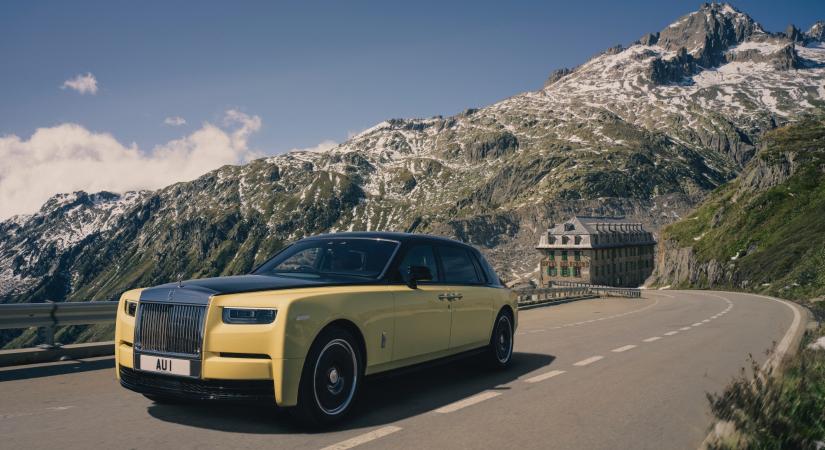 Tömve van arannyal a James Bond főgonoszának Rolls-Royce Phantomja