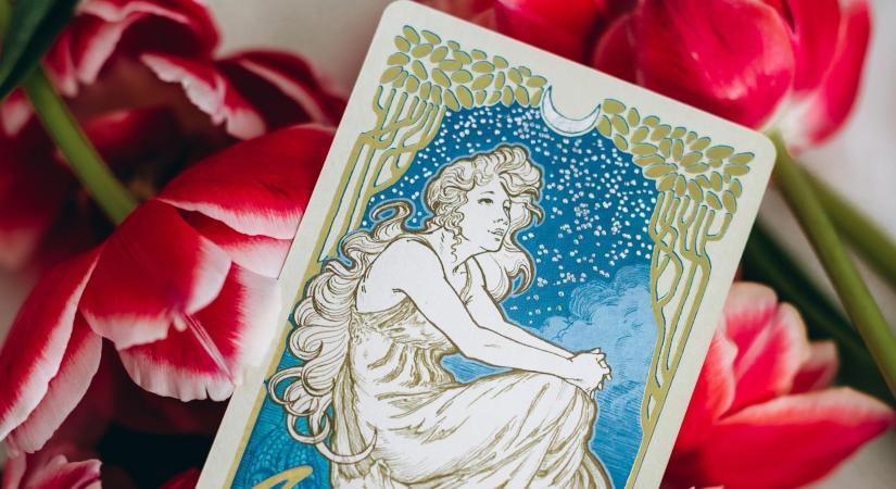 Istenek és tarot lapok - a nagy arkánum mitológiája