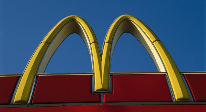 Súlyos következményekkel néz szembe a McDonald's: nem csak hasmenést okoztak ezek a burgerek