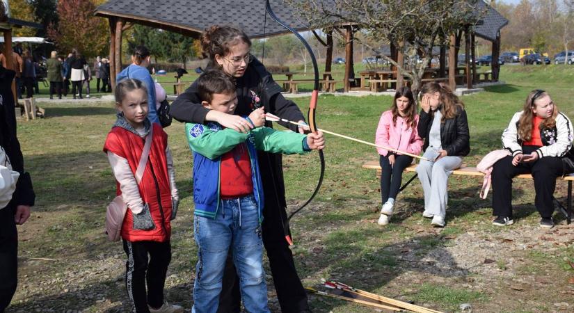 Interaktív foglalkozások a Tiszacsomai Látogatóközpontban - Elődeink nyomdokain