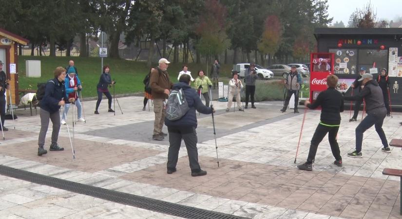 Borongós időjárásban, vidám túra volt a hétvégén a Zalakaroson