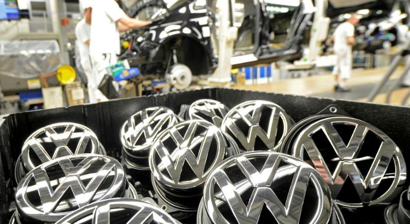 Legalább három németországi gyárát bezárná a Volkswagen