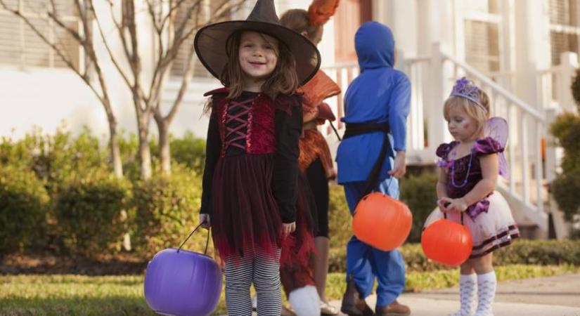 Életveszélyesek lehetnek ezek a halloweenjelmezek: a szakértő figyelmeztet