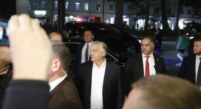 Tizenhárom uniós külügyminiszter közös állásfoglalásban bírálta Orbán Viktor grúziai látogatását