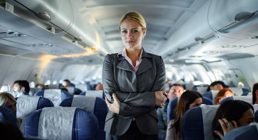 Egy stewardess elárulta, hova ne nyúljunk soha egy repülőgépen