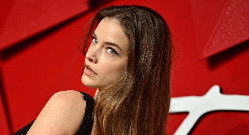 Palvin Barbara halloweeni jelmeze mindent visz, Köllő Babett egy 50 milliós luxusjárgánnyal feszít