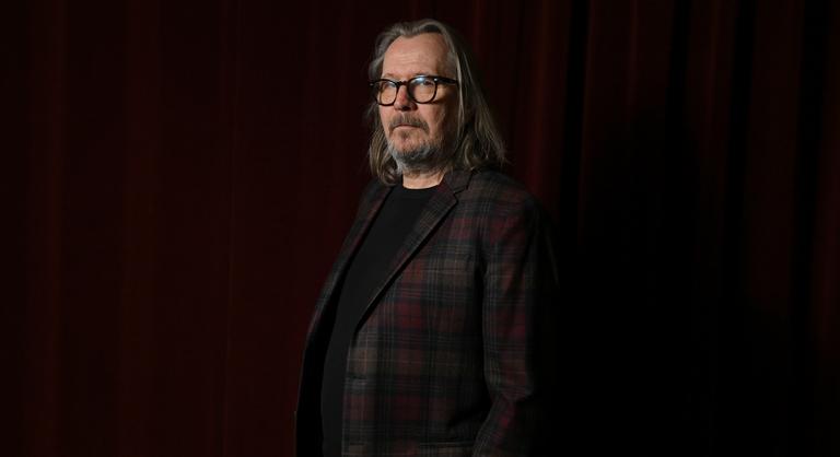 Gary Oldman csaknem 40 év után visszatér a színpadra