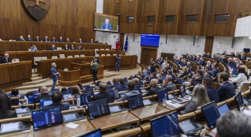 Ismét nem volt határozatképes a parlament, délután nem szavaztak a képviselők