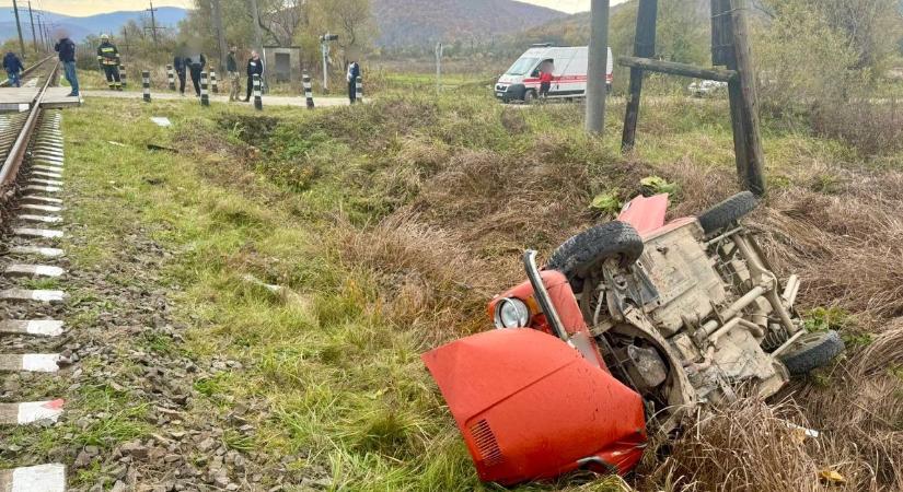 Autó és vonat ütközött az Ungvári járásban