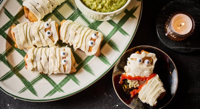 Mini chimichanga guacamole mártogatóssal