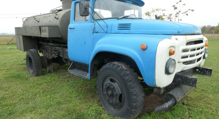 ZIL-130-as a KOMO-SKY 51-es bázisán