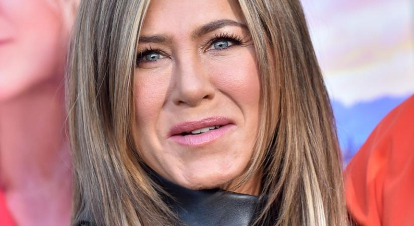 Meglepő, mit rakott Jennifer Aniston a zuhanyzójába: a lakberendezők sem értik