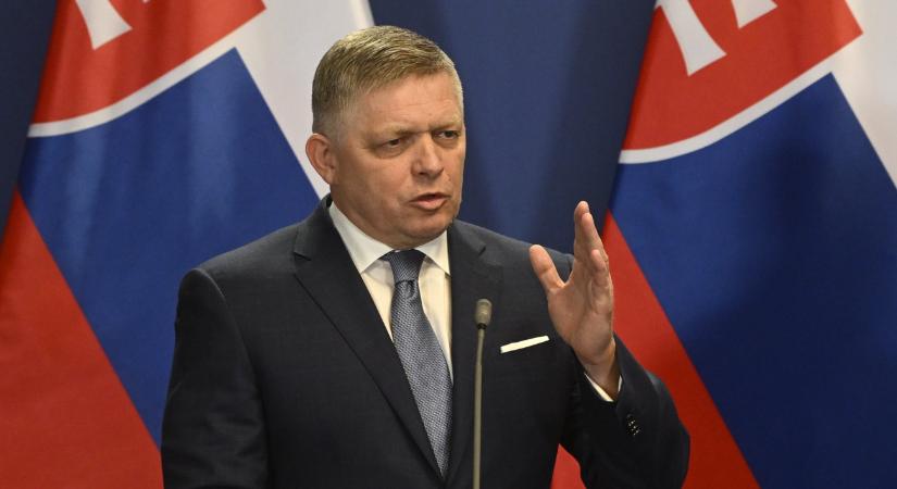 Történelmi napon látogatna Moszkvába Robert Fico