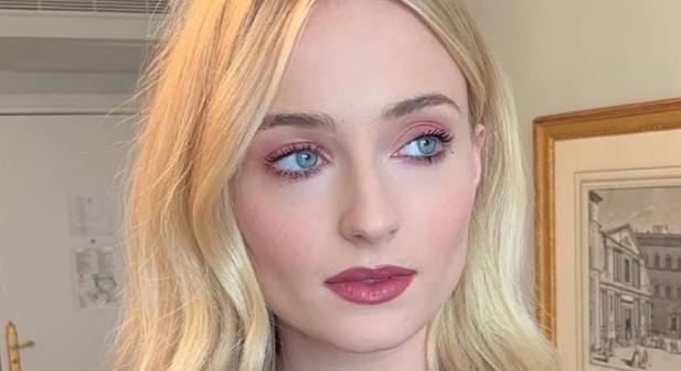 Anglia a valódi szerelme: Sophie Turner bevallotta, a házassága alatt végig honvágya volt