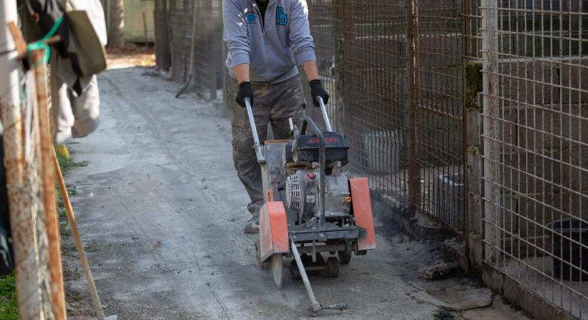 Megkezdődtek a munkálatok a nagykanizsai állatmenhelyen, de támogatókra továbbra is szükség van