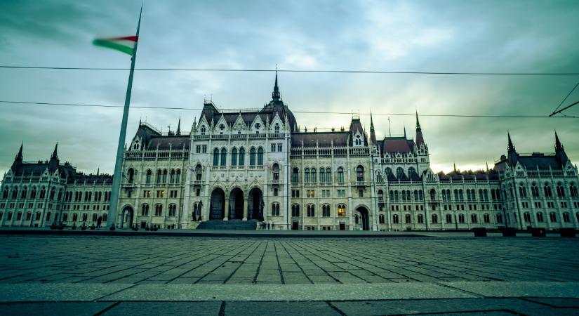 Ma döntenek az Országgyűlésben megüresedett mandátum kiadásáról