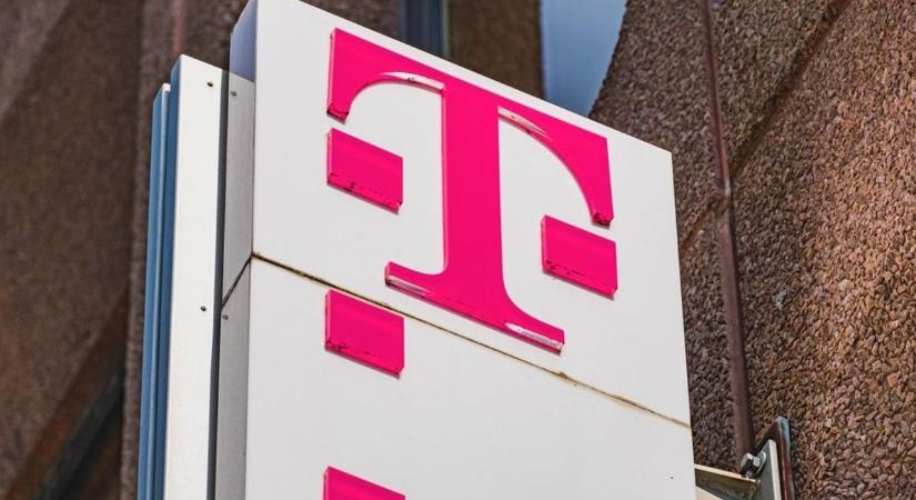 Béremelés és leépítés is jön a Magyar Telekomnál