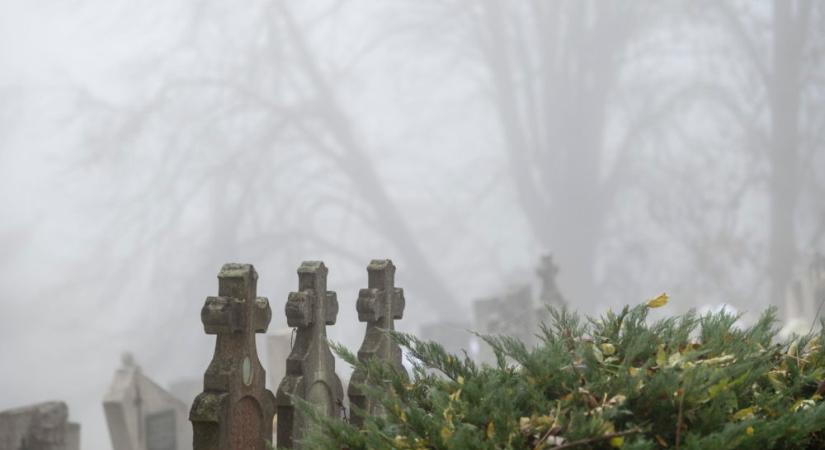 November 1-jén az összes szentet ünnepeljük