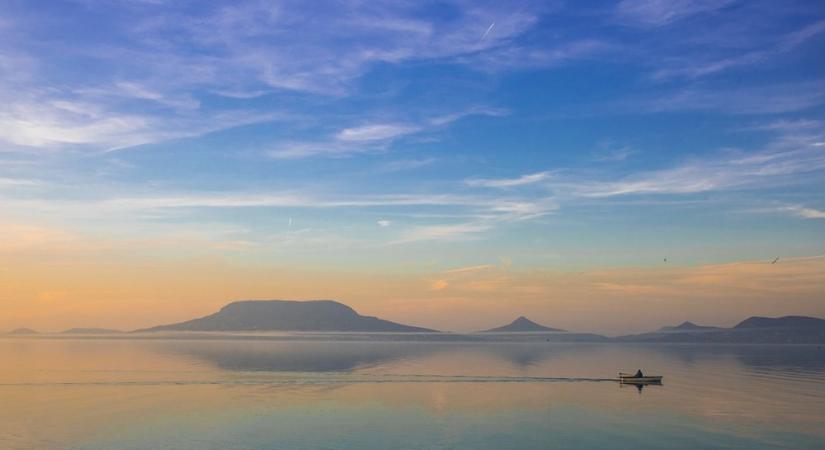 Különös jelenségek a magyar tavakban: vajon miért tartják a Balaton mélyét titokzatosnak?