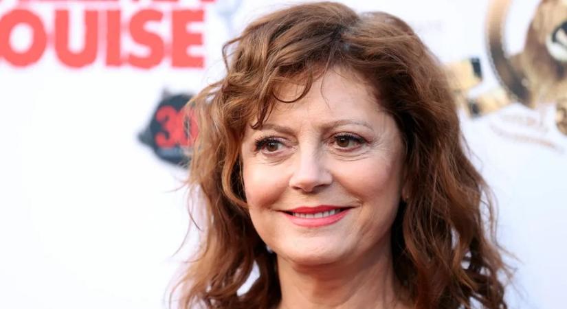 Susan Sarandon fiatalkori, fürdőruhás képétől fölrobbant az internet! Ilyen bombanő volt a színésznő