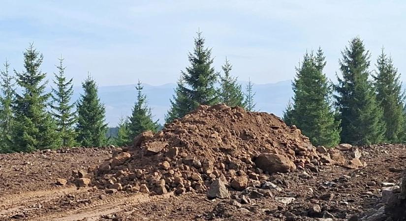 Meddőhányó a Natura 2000 természetvédelmi területen