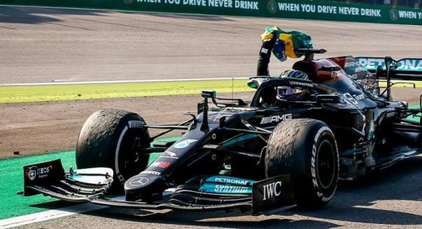 Sennát idézi Hamilton interlagosi jelenése